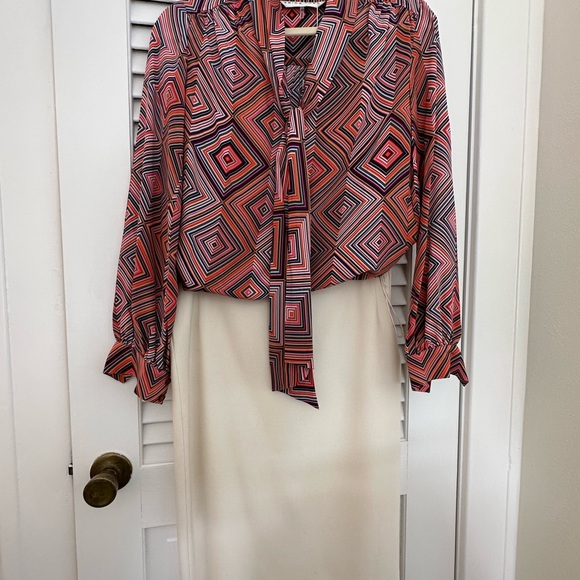 Silk blouse top with tie printed TRINA TURK - Picture 4 of 7